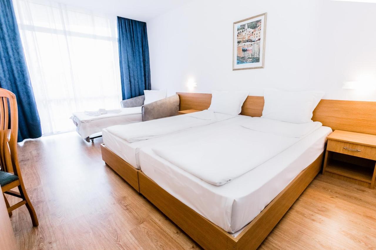 Hotel Opal Sunny Beach Esterno foto
