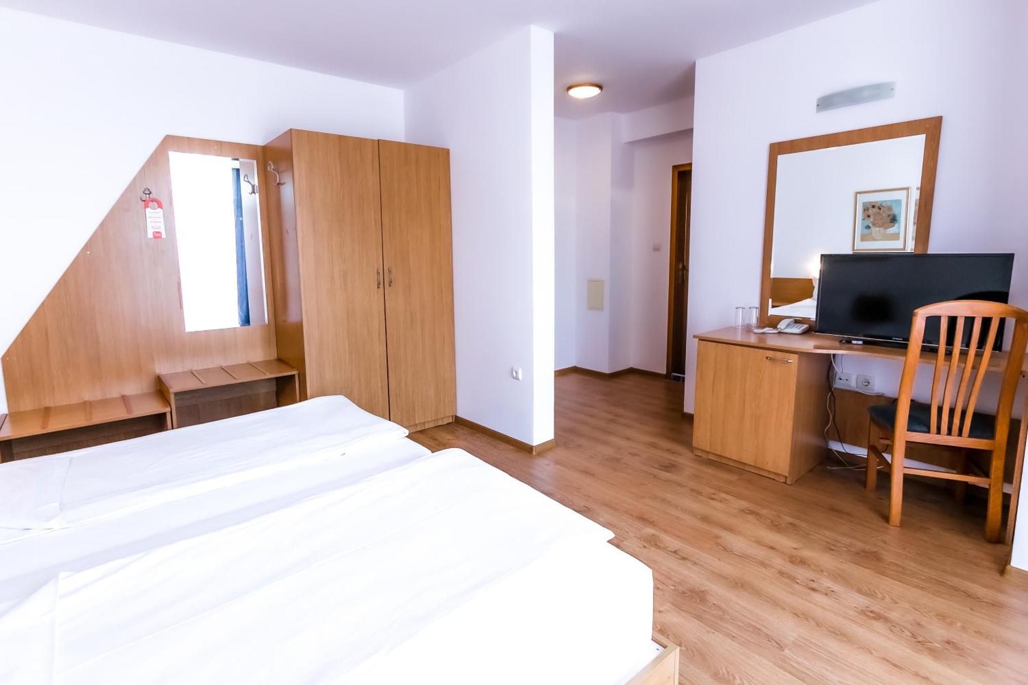 Hotel Opal Sunny Beach Esterno foto